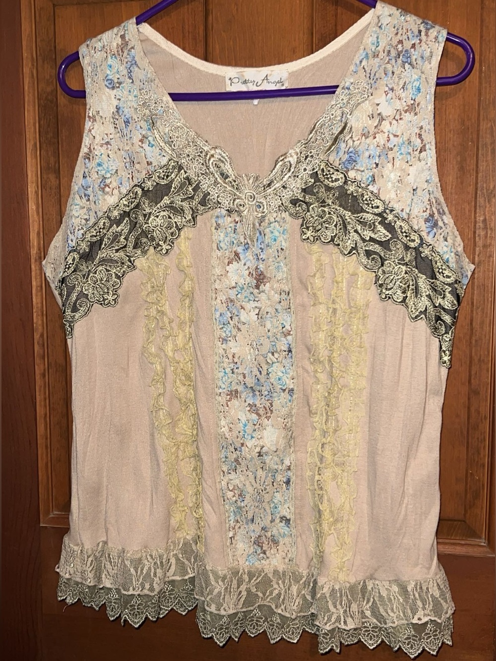 Pretty Angel Top